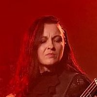 Tina Backes - Basse -