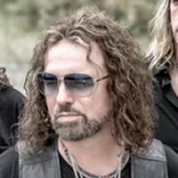 Buck Johnson  -Claviers-