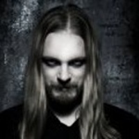 ELMO KARJALAINEN </h3><p>Guitare-