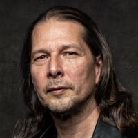 Henny Wolter  -Guitare-
