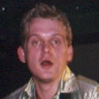 Jon Averag - Basse -