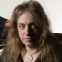 MANNI SCHMIDT </h3><p>Guitare-