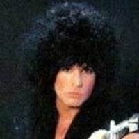 MICHAEL ANGELO BATIO </h3><p>Guitare-