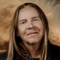 MAGNUS KARLSSON </h3><p>Guitare-