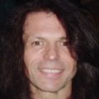 RUDY SARZO</h3><p>Basse-