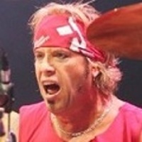 BOBBY BLOTZER </h3><p>Batterie-