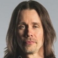 Myles Kennedy </h3><p>Chant,Guitare-