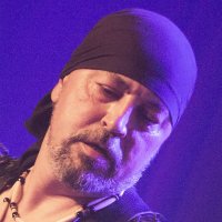 Uram Calin -Guitare -