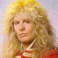 JOHN SYKES -Guitare,Chant-