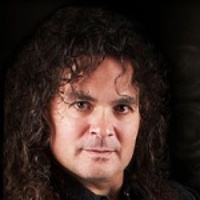 VINNIE MOORE </h3><p>Guitare-