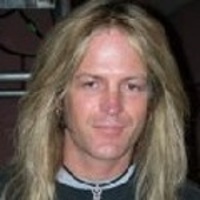 DOUG ALDRICH </h3><p>Guitare-