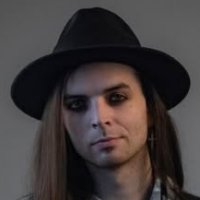 Kevin R. Scarf -Basse-